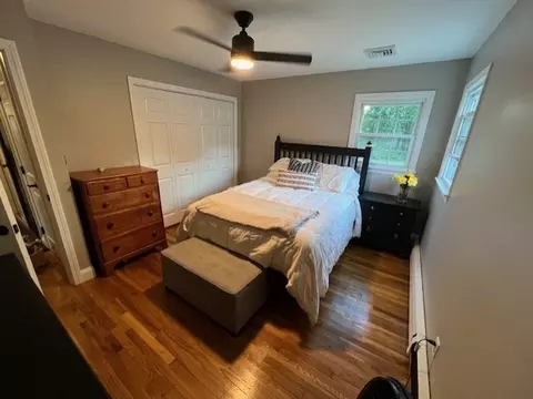 Bedroom - 40 Pershing Ave, Acushnet, MA 02743 photo 2 of 3