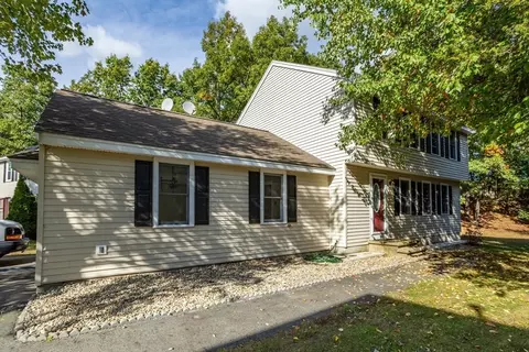 9 Lamplighter Ln, Chelmsford, MA 01863 photo 29