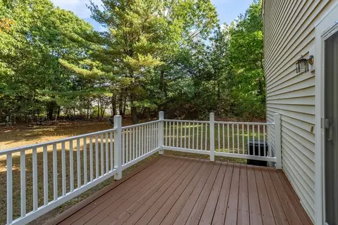 9 Lamplighter Ln, Chelmsford, MA 01863 photo 32
