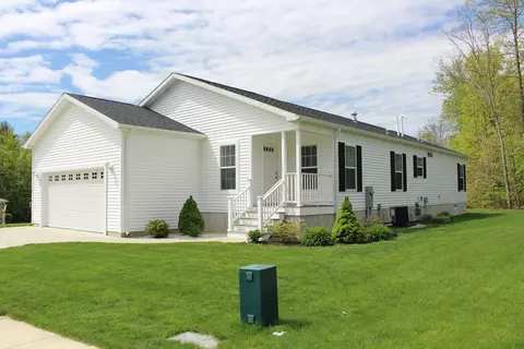 163 Freedom Trl, Westfield, MA 01085