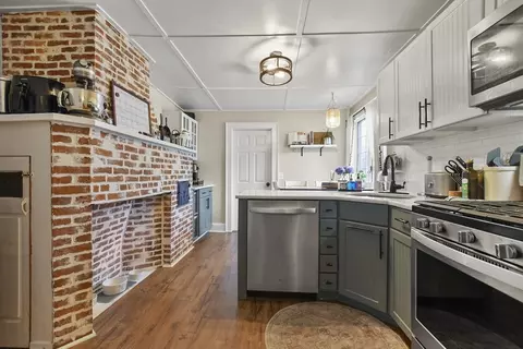13-15 Bartlett St #1, Beverly, MA 01915 photo 7