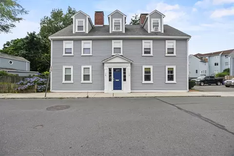 13-15 Bartlett St #1, Beverly, MA 01915