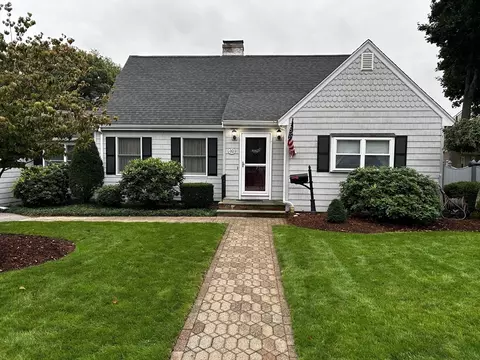 10 Linden Park Dr, Waltham, MA 02452