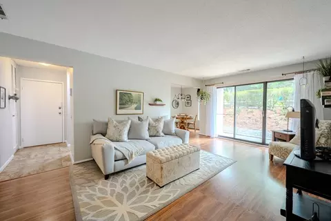 18 Shrewsbury Green Dr #C, Shrewsbury, MA 01545