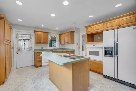 1 King St, Maynard, MA 01754 photo 12
