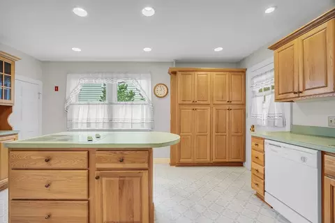 1 King St, Maynard, MA 01754 photo 14