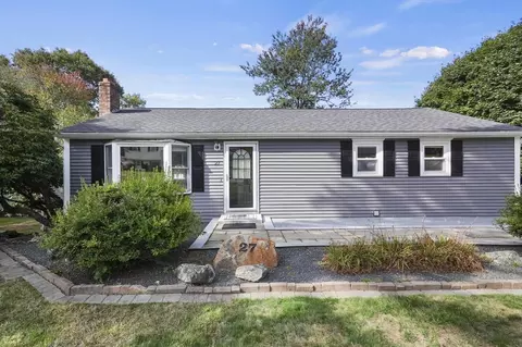 27 Purdue Dr, Milford, MA 01757