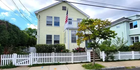 124 Woodruff Ave, Medford, MA 02155