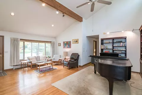 Living - 147 E Hadley Rd, Amherst, MA 01002 photo 3 of 4