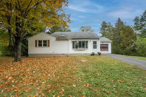 147 E Hadley Rd, Amherst, MA 01002