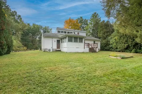 Exterior - 147 E Hadley Rd, Amherst, MA 01002 photo 8 of 10
