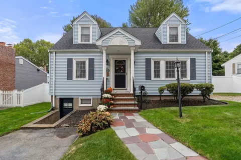 108 Webster St, Watertown, MA 02472