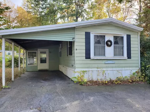 7 Second St, Brookfield, MA 01506