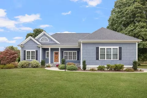 535 Read St, Attleboro, MA 02703