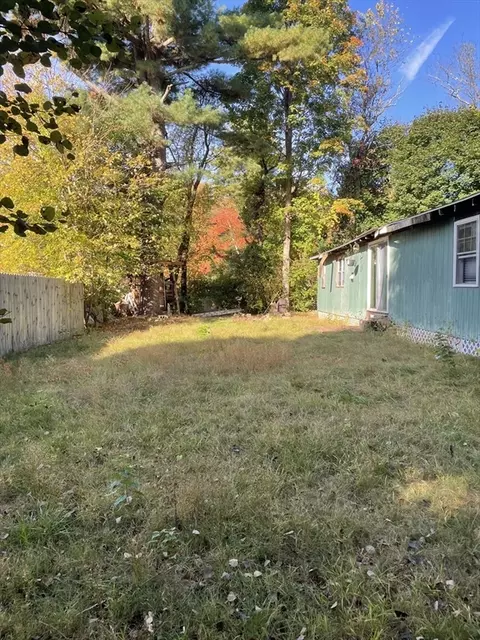 15 Richfield Ave, Ware, MA 01082 photo 2