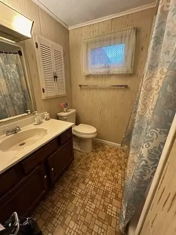 107 Clairmont Ave, Chicopee, MA 01013 photo 18