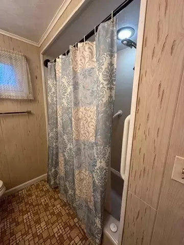 107 Clairmont Ave, Chicopee, MA 01013 photo 20