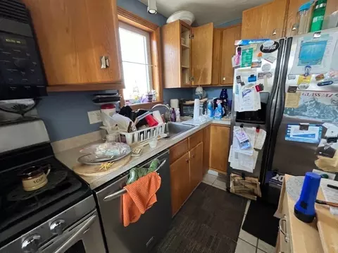9 Roosevelt Ave # A, Hull, MA 02045 photo 3