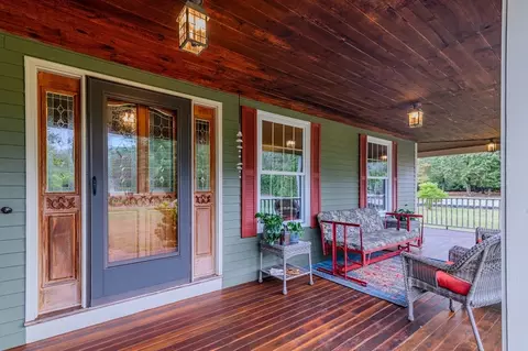136 Randall St, Easton, MA 02356
