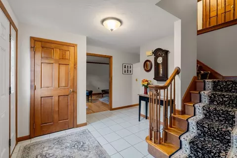 83 Brookside Dr, Uxbridge, MA 01569 photo 8