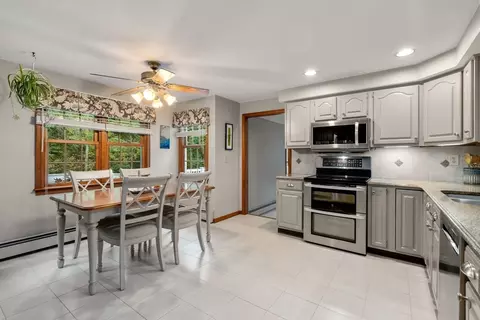 83 Brookside Dr, Uxbridge, MA 01569 photo 15