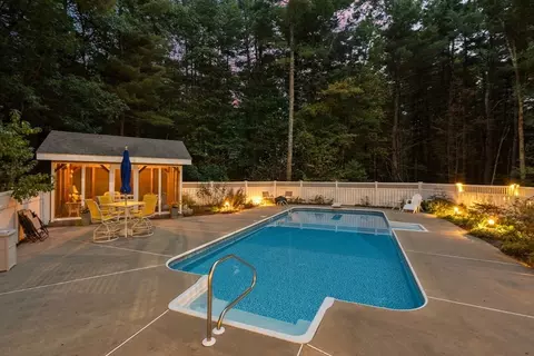 83 Brookside Dr, Uxbridge, MA 01569 photo 37
