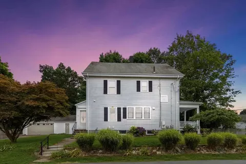84 Washington St, Westwood, MA 02090