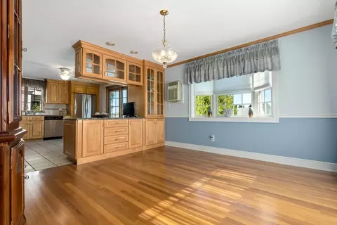 86 Wilbur St, Everett, MA 02149 photo 6