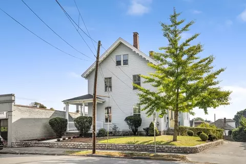 92 Lincoln Ave, Saugus, MA 01906