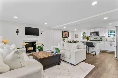43 Sagamore Ave #1, Winthrop, MA 02152