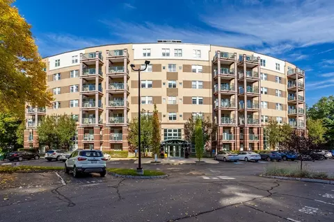 273 Cambridge Rd #509, Woburn, MA 01801