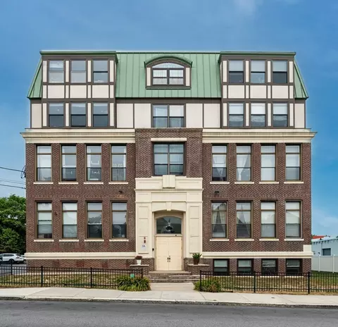 58 Almont St #4, Malden, MA 02148