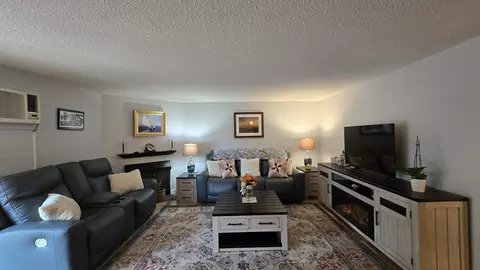 855 W Main St #15, Hyannis, MA 02601 photo 6