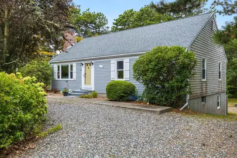 42 Old Village Rd, Chatham, MA 02659