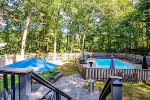 574 High St, Walpole, MA 02081 photo 35