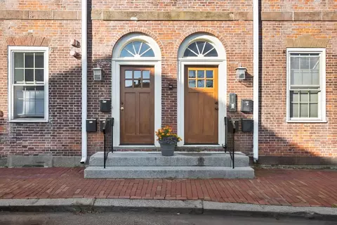 8 Union St #3, Salem, MA 01970