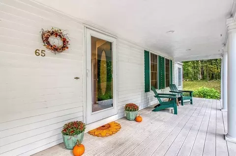 65 Plimpton St, Walpole, MA 02081 photo 4