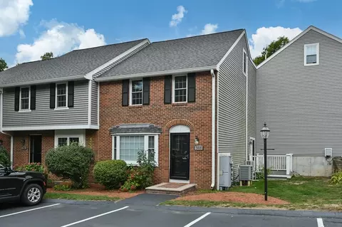320 Newbury St #503, Danvers, MA 01923