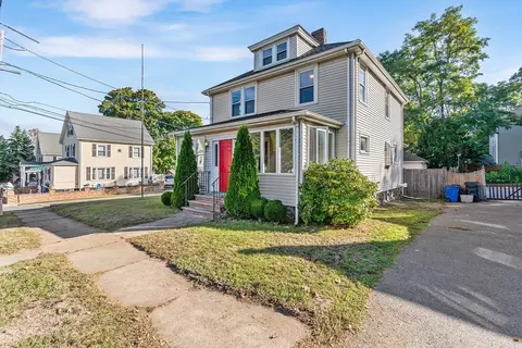 38 Sutton St, Peabody, MA 01960 photo 4