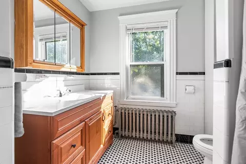 38 Sutton St, Peabody, MA 01960 photo 24