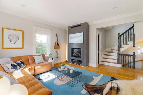 18 Sargent St #18, Cambridge, MA 02140