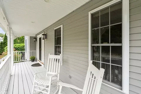 Exterior - 3 Exeter Rd, Hudson, MA 01749 photo 5 of 12