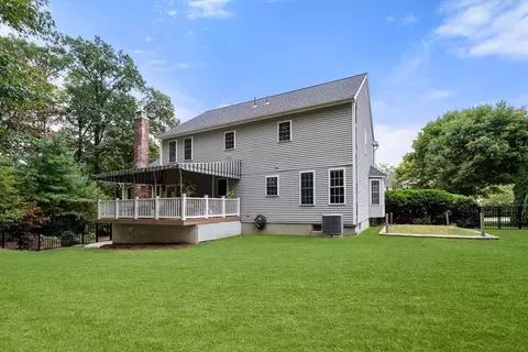 Exterior - 3 Exeter Rd, Hudson, MA 01749 photo 9 of 12