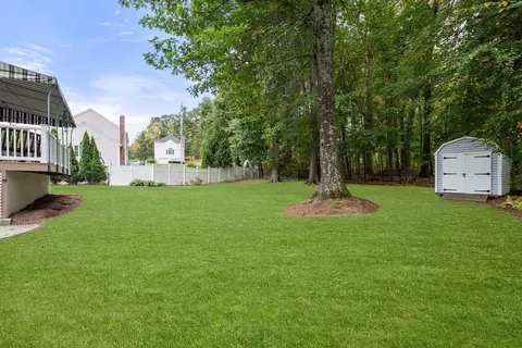 Exterior - 3 Exeter Rd, Hudson, MA 01749 photo 11 of 12