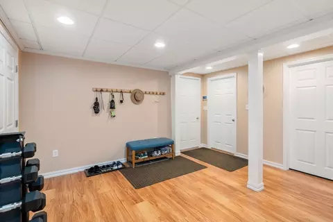 Entry Way - 3 Exeter Rd, Hudson, MA 01749 photo 4 of 4