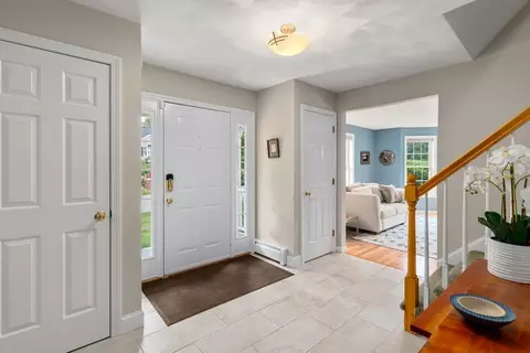 Entry Way - 3 Exeter Rd, Hudson, MA 01749 photo 1 of 4