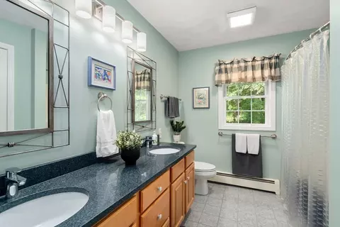 Bath - 3 Exeter Rd, Hudson, MA 01749 photo 2 of 4