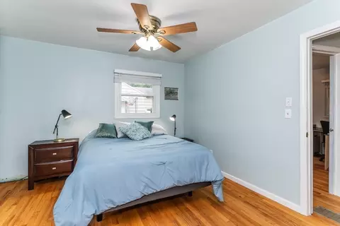 28 E Green St, Easthampton, MA 01027 photo 16