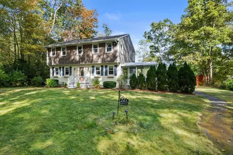 265 Fairview Ave, Rehoboth, MA 02769