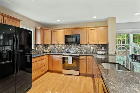 Kitchen - 3 Chase Path #7, Acton, MA 01720 photo 1 of 4